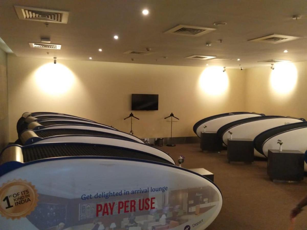 Aviserv Lounge Hotel - Mumbai — Photos 1